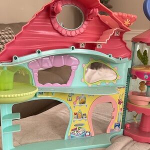 Biggest Littlest pet shop house only
